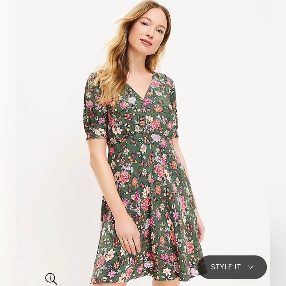 ***SOLD***LOFT Country Garden Puff Sleeve V-neck Dress, Sz 2
